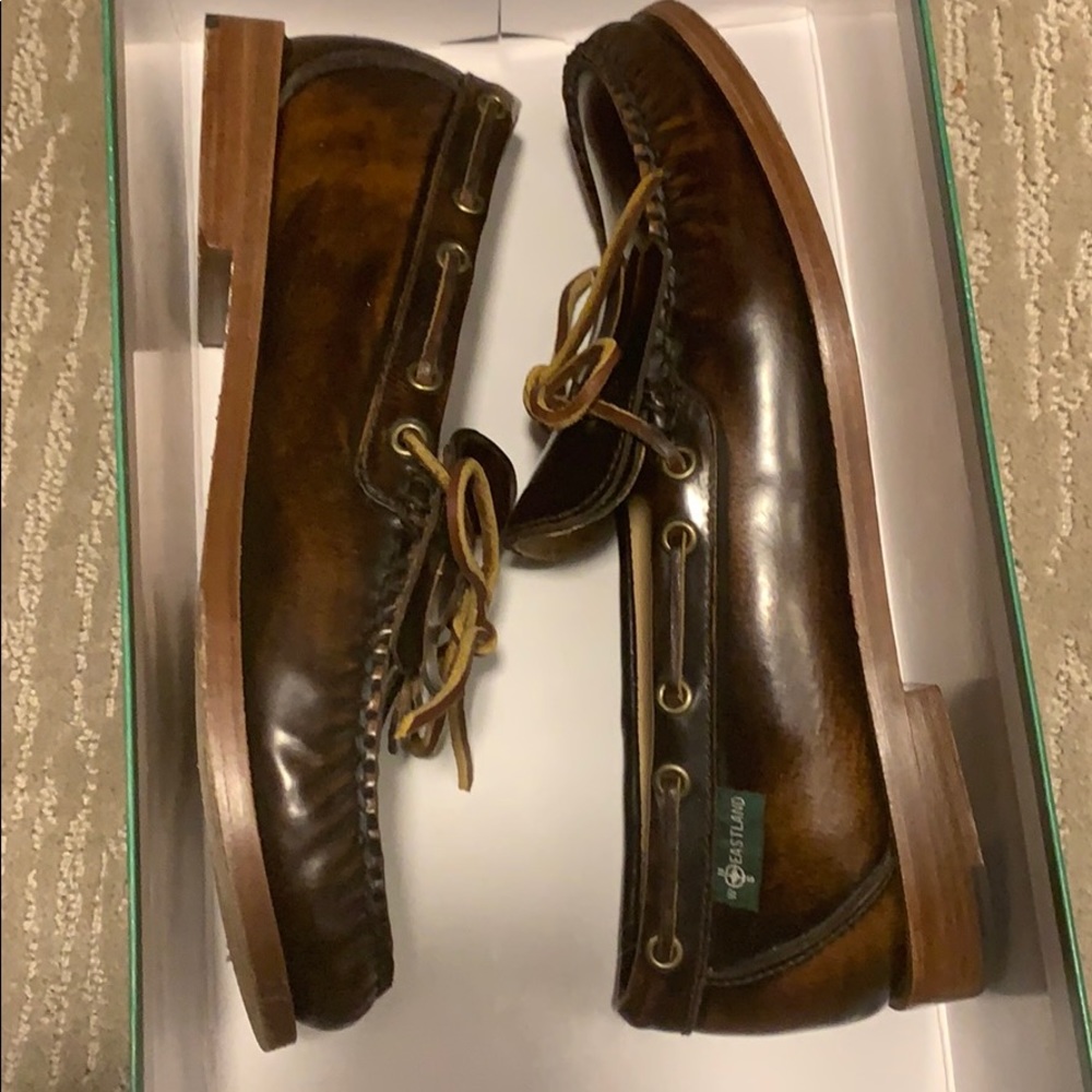 Dress shoes